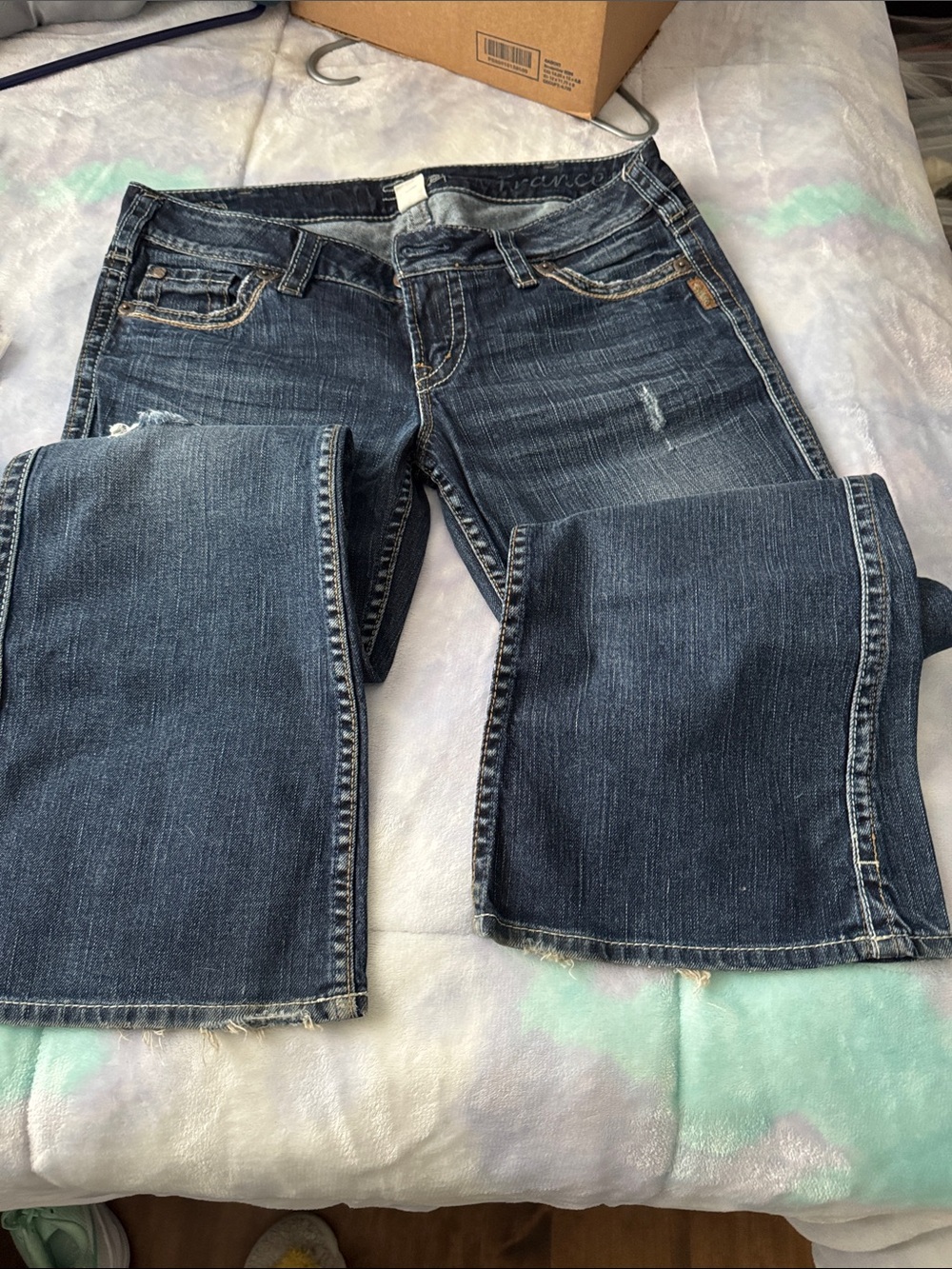 Women’s Distressed Dark Blue Denim Jeans - Picture 2 of 6